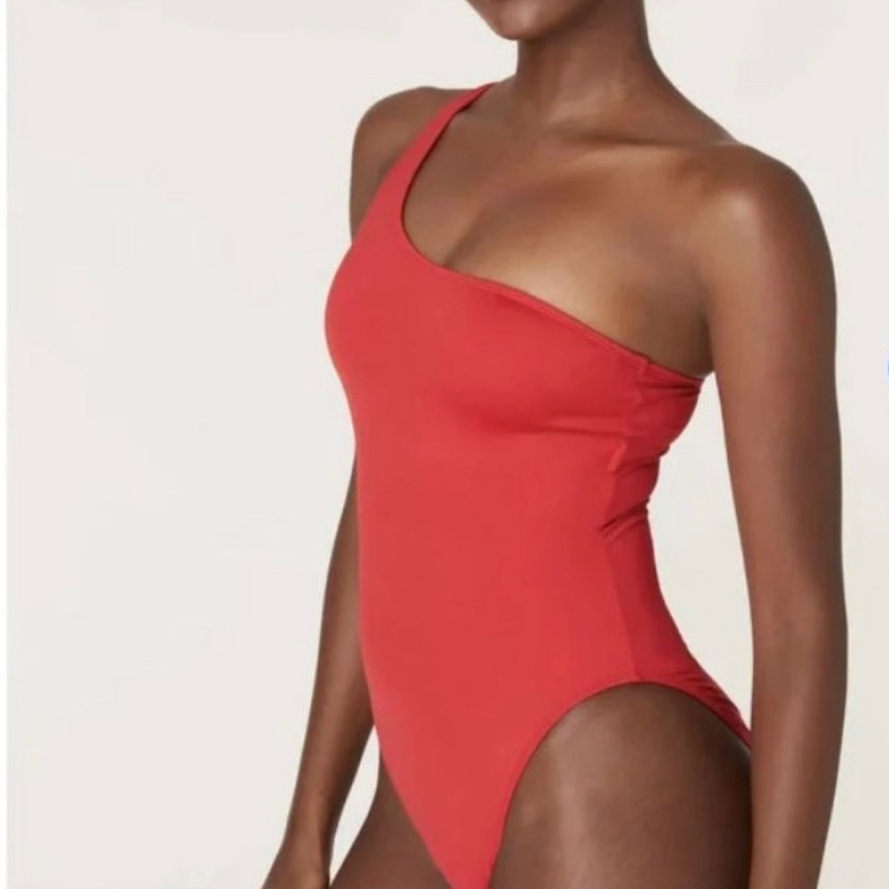 NWT Andie Wyndwood One Shoulder Swimsuit M Red